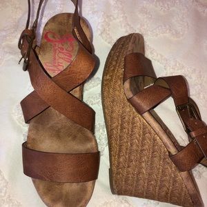 Wedge sandals